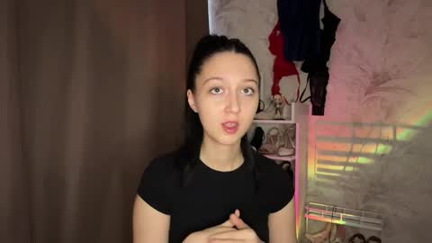 temptingvision online show from March 18, 7:55 am