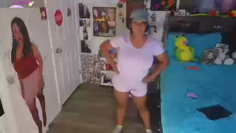 Gaia online show from October 16, 4:57 am