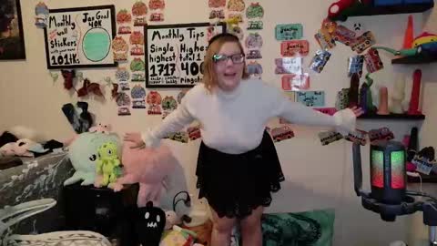 Snapshot of ten_tickle_pixie chatting on January 16, 11:20 pm Pixie and Tentacle Overlord online show from January 16, 11:20 pm