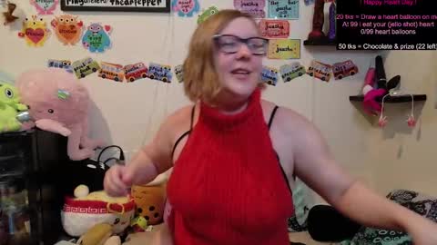 Snapshot of ten_tickle_pixie chatting on February 13, 11:12 pm Pixie and Tentacle Overlord online show from February 13, 11:12 pm