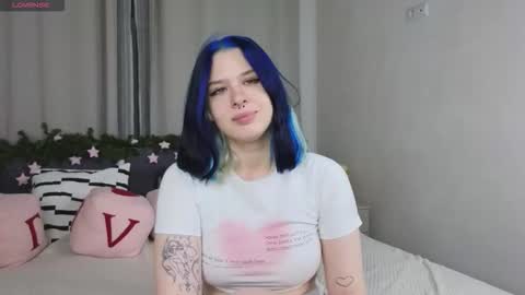  Sue  online show from December 20, 3:19 pm