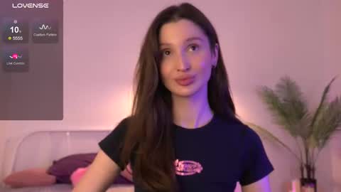 Snapshot of tender_babyy chatting on September 10, 12:27 pm Sexy girl Li online show from September 10, 12:27 pm