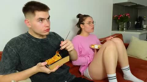 Amanda and Kenny online show from February 14, 8:31 am