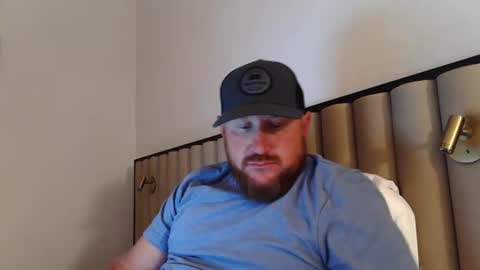 Snapshot of tenn239 chatting on April 20, 12:13 am tenn239 online show from April 20, 12:13 am
