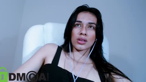 Lisa online show from December 22, 3:22 pm