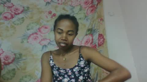 terachela online show from May 8, 8:03 pm