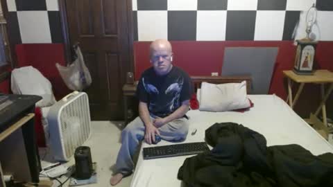 Snapshot of terdy2366 chatting on February 5, 12:17 pm terdy2366 online show from February 5, 12:17 pm