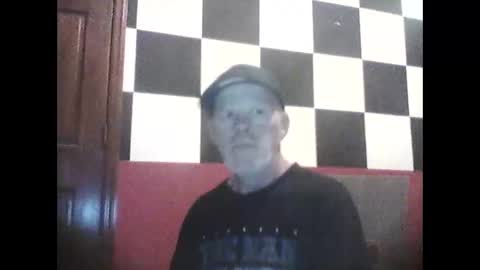 Snapshot of terdy2366 chatting on November 17, 10:26 pm terdy2366 online show from November 17, 10:26 pm