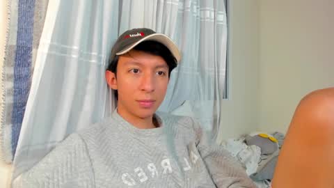 Juanfe  online show from February 22, 1:00 am