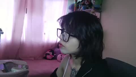 Terra Elowen online show from June 17, 2:40 pm