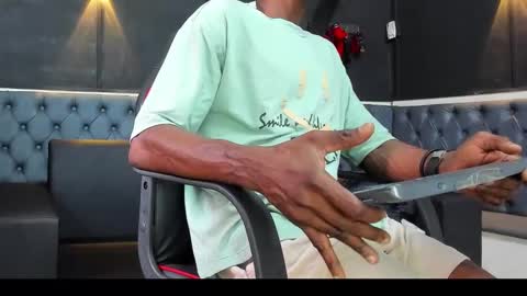 terranze_z online show from October 5, 8:29 pm