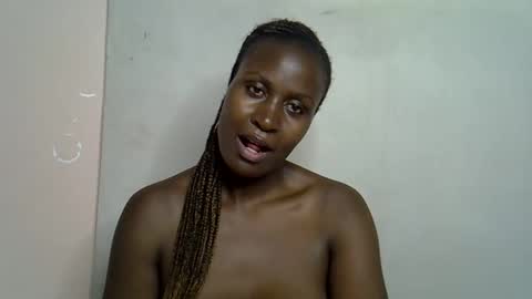 terriam online show from November 3, 8:37 am