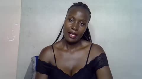 terriam online show from November 19, 5:46 pm