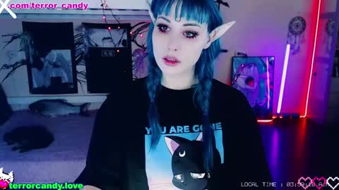 Snapshot of terror_candy chatting on March 5, 12:59 am CRY BABY online show from March 5, 12:59 am