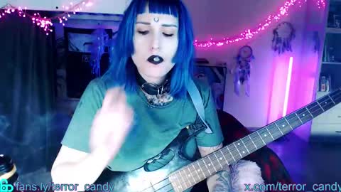 Snapshot of terror_candy chatting on February 8, 1:31 am CRY BABY online show from February 8, 1:31 am