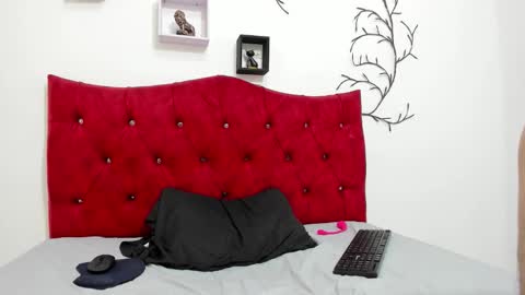 terrygrace online show from February 20, 9:04 pm