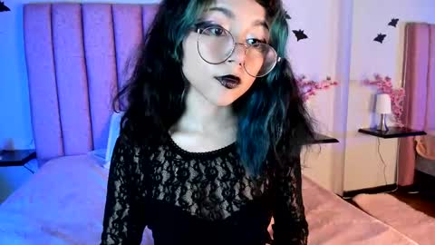 terumikitty online show from November 17, 8:25 pm