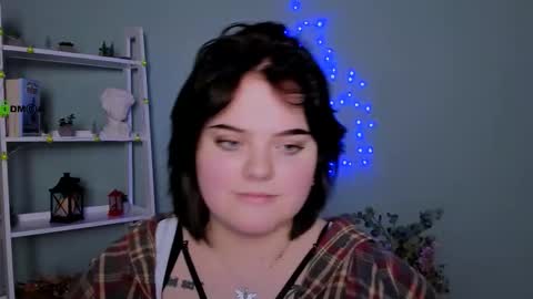 tessa_dream_ online show from January 11, 7:41 pm