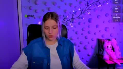 tessa_tea online show from January 10, 8:54 pm