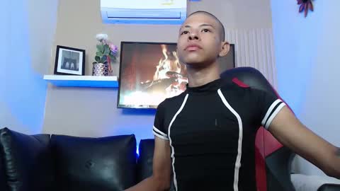 tessachains online show from November 18, 12:09 pm