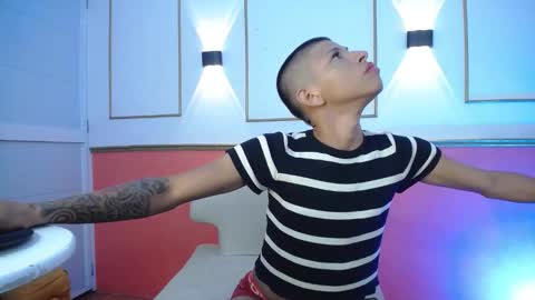 tessachains online show from December 2, 4:40 am