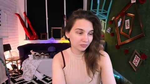 Snapshot of tessamill chatting on September 29, 5:23 am Tessa online show from September 29, 5:23 am