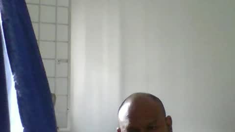 Snapshot of tested123 chatting on January 15, 8:30 am yours online show from January 15, 8:30 am