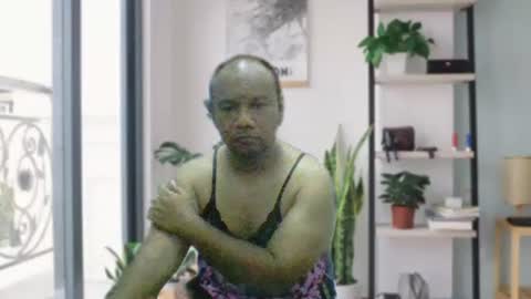 Snapshot of tested123 chatting on February 8, 3:04 pm yours online show from February 8, 3:04 pm