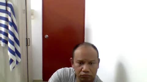 Snapshot of tested123 chatting on April 13, 12:21 pm yours online show from April 13, 12:21 pm