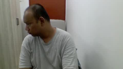 Snapshot of tested123 chatting on April 16, 1:01 pm yours online show from April 16, 1:01 pm