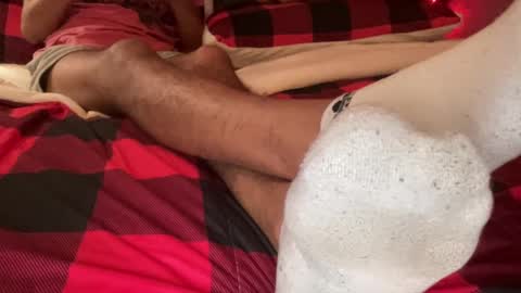 Snapshot of texashotrod chatting on December 6, 3:52 am Derick online show from December 6, 3:52 am