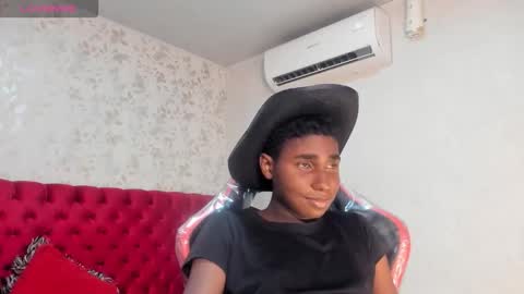 teylor_lovee online show from February 2, 9:35 pm