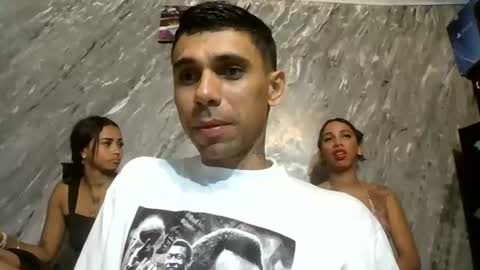 andres and anguie online show from June 22, 5:15 am