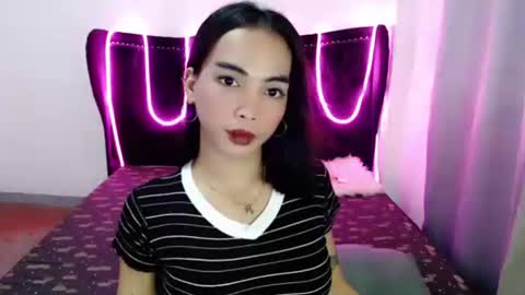 Snapshot of tgirl_jasmine1 chatting on January 7, 7:05 pm Vanessa online show from January 7, 7:05 pm