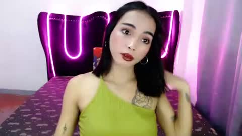 Snapshot of tgirl_jasmine1 chatting on January 12, 11:37 am Vanessa online show from January 12, 11:37 am
