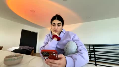 babygirlmami online show from February 21, 7:04 pm