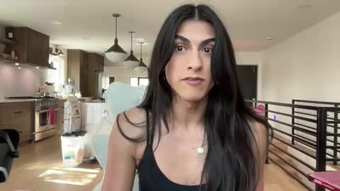 babygirlmami online show from April 14, 4:13 pm