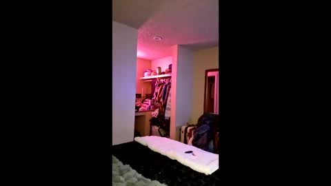 tgrizzthestarseed online show from February 6, 5:45 am