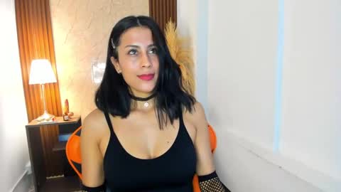 Sweet Thais  online show from September 19, 12:06 pm