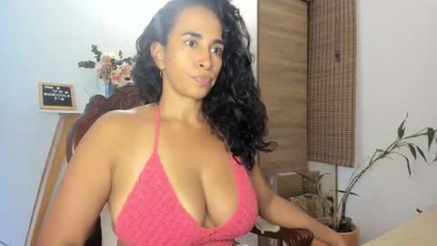 Thalia Gomex online show from February 25, 5:58 pm