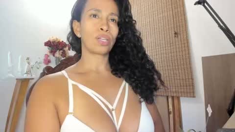 Thalia Gomex online show from September 10, 9:37 pm