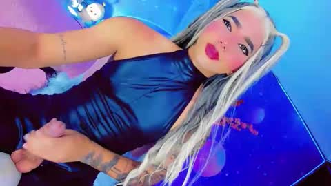 Thalia Girl online show from April 8, 11:27 pm