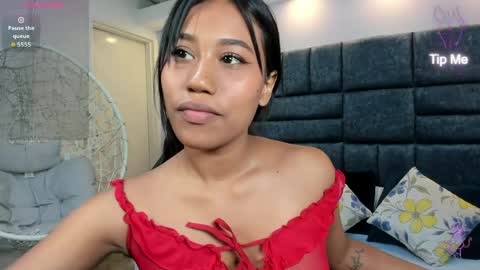 Snapshot of thalia_nichols chatting on May 18, 8:25 pm Thalia Nichols online show from May 18, 8:25 pm