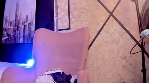 Thalia online show from December 4, 5:28 am