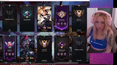 Snapshot of thaliacollinsss chatting on March 6, 7:32 pm thaliacollinsss online show from March 6, 7:32 pm