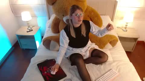   online show from December 24, 12:22 am