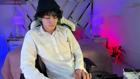 thanier_18 online show from March 18, 7:17 pm