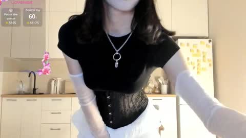 thanos_world1321002 online show from February 25, 9:46 pm