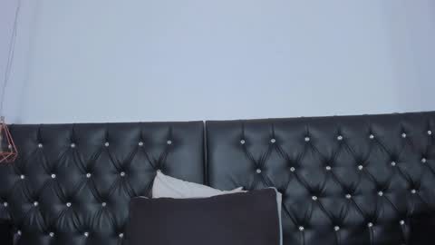 Snapshot of thara_webstter chatting on January 14, 5:45 pm thara webstter online show from January 14, 5:45 pm