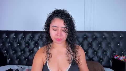 Snapshot of thara_webstter chatting on September 9, 11:54 am thara webstter online show from September 9, 11:54 am